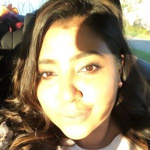 Meet your Posher, Pooja